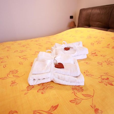 Sofia House With Private Parking Apartment เจนัว ภายนอก รูปภาพ